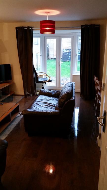 Livingston Ideal Commuter House Εξωτερικό φωτογραφία